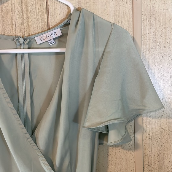 Silky Sage Midi Dress - Picture 4 of 7